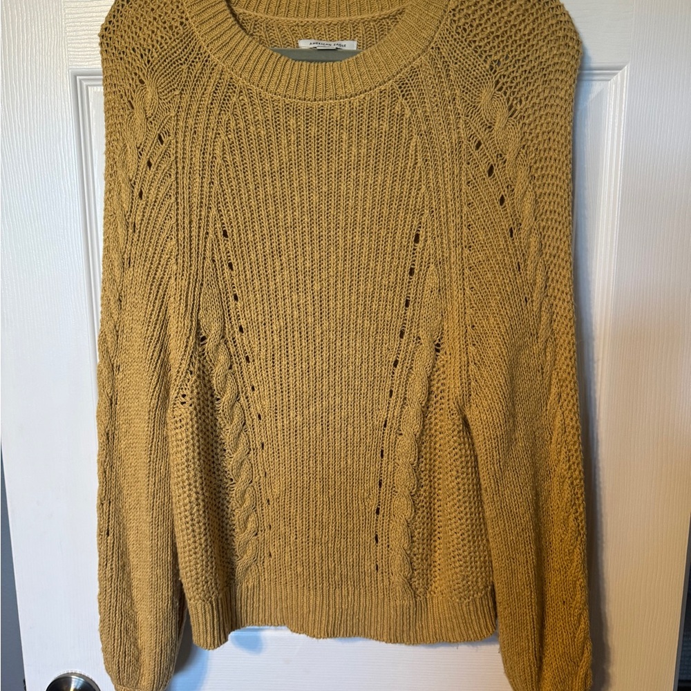 American Eagle mustard yellow cozy sweater perfect for fall 🍂